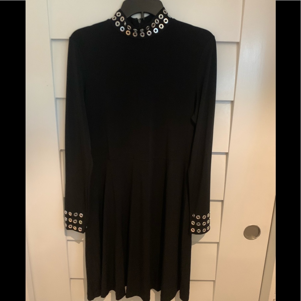 CARMEN MARC VALVO- NWT Long Sleeve Dress, Silver Ring Stud Accent, Size 10